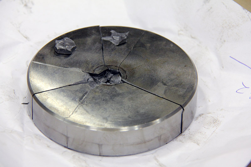 Tilting Pad Babbitt Bearing Cracked puck